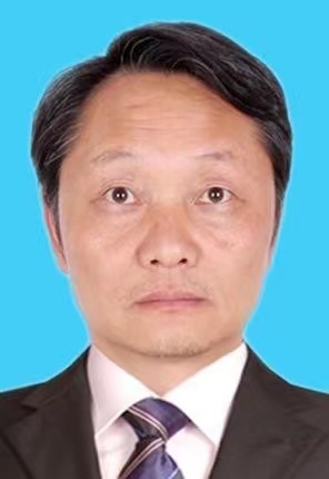 胡纯栋